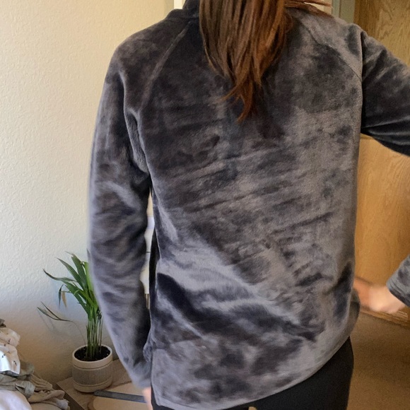 Target sweater - Picture 2 of 2